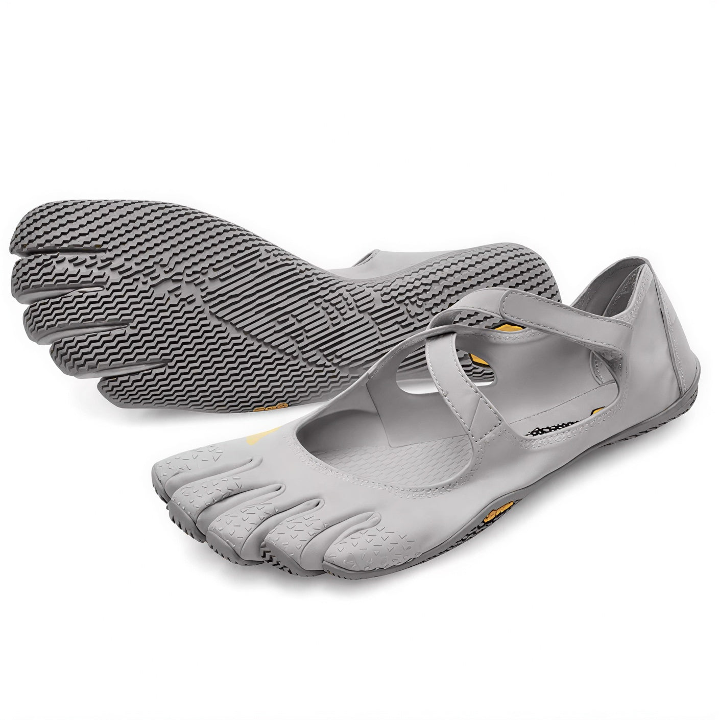 Kavifo SoleFlow™ barefoot flats shown on a person's feet, highlighting flexible, lightweight design for barefoot comfort and style.
